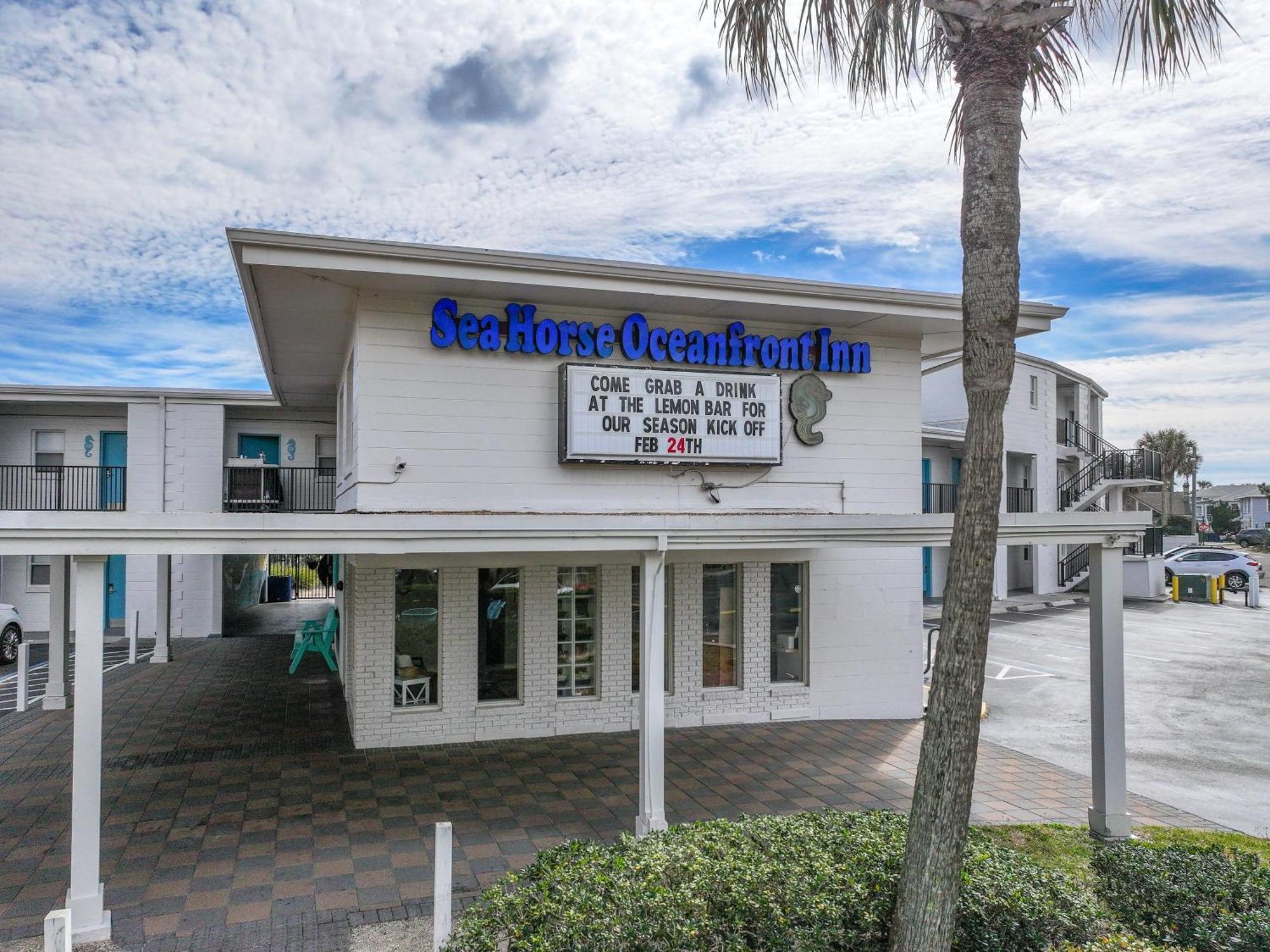 Seahorse Oceanfront Inn Neptune Beach Extérieur photo