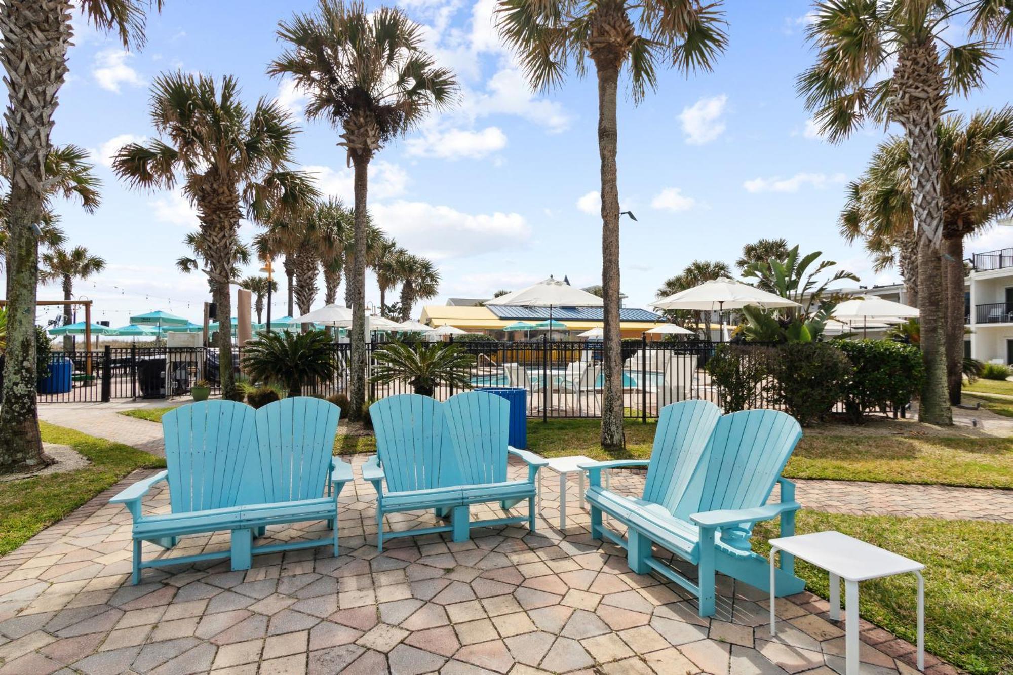 Seahorse Oceanfront Inn Neptune Beach Extérieur photo